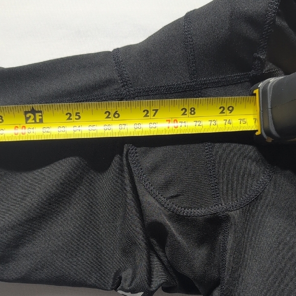 Baleaf Legging Womens Medium NWT Black Padded Cycling Athletic UPF 50+ Zip Ankle - Picture 12 of 12